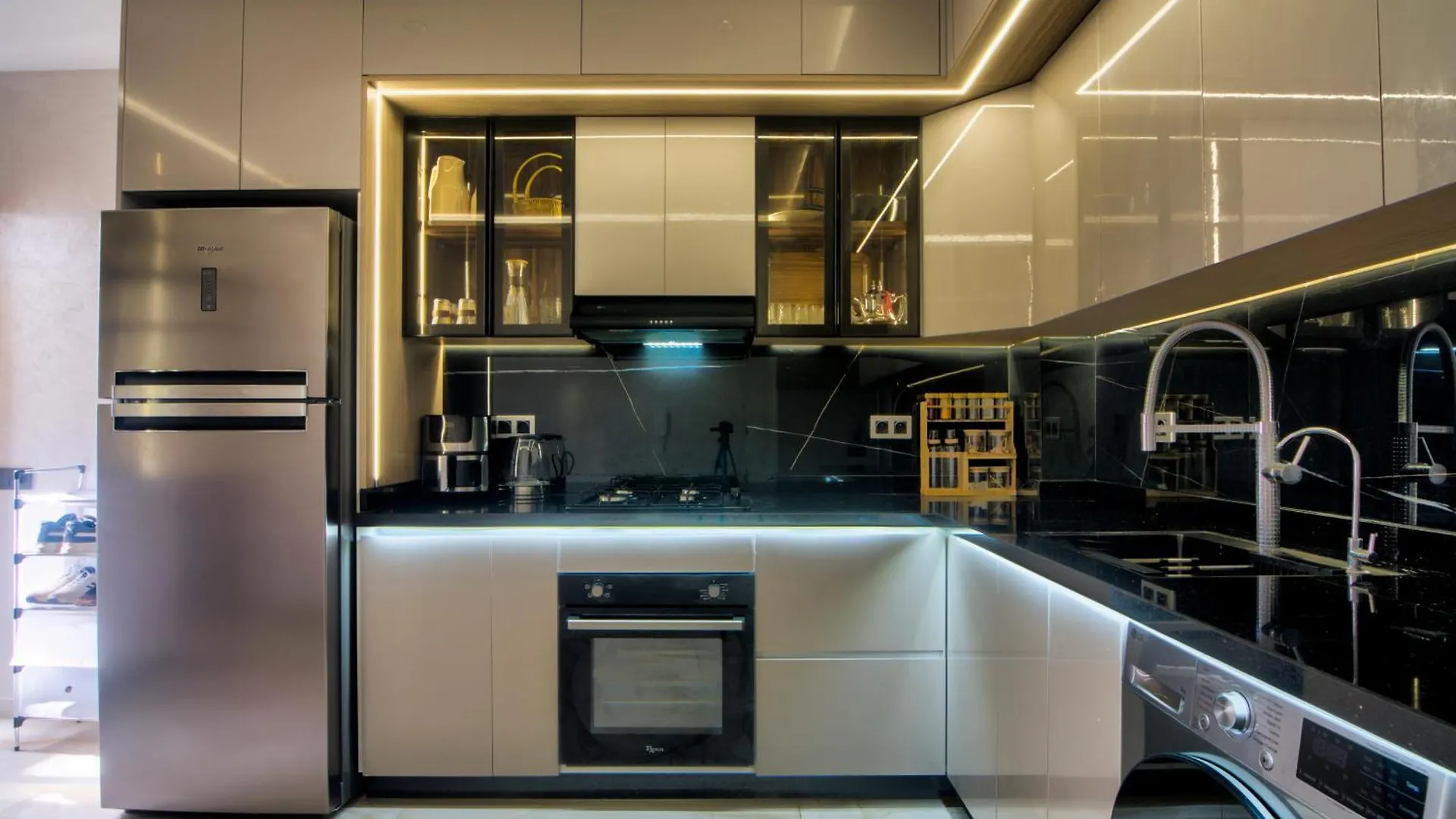 Cozy Apartment Large Living Room & Full Kitchen Agadir